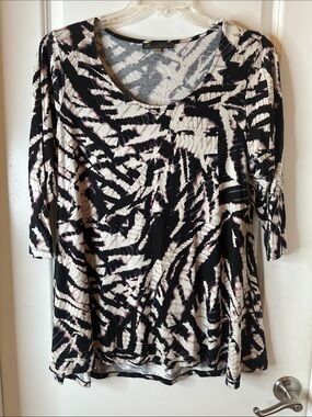 Rose & Olive Black, Cream & Pink Abstract Scoop Neck with 3/4 Inch sleeves